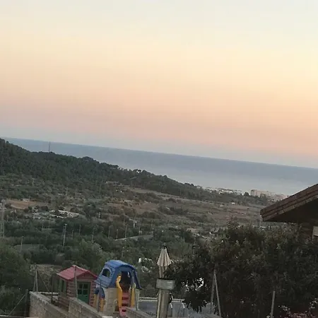 Mar Y Montaña En Apartamento Calafell